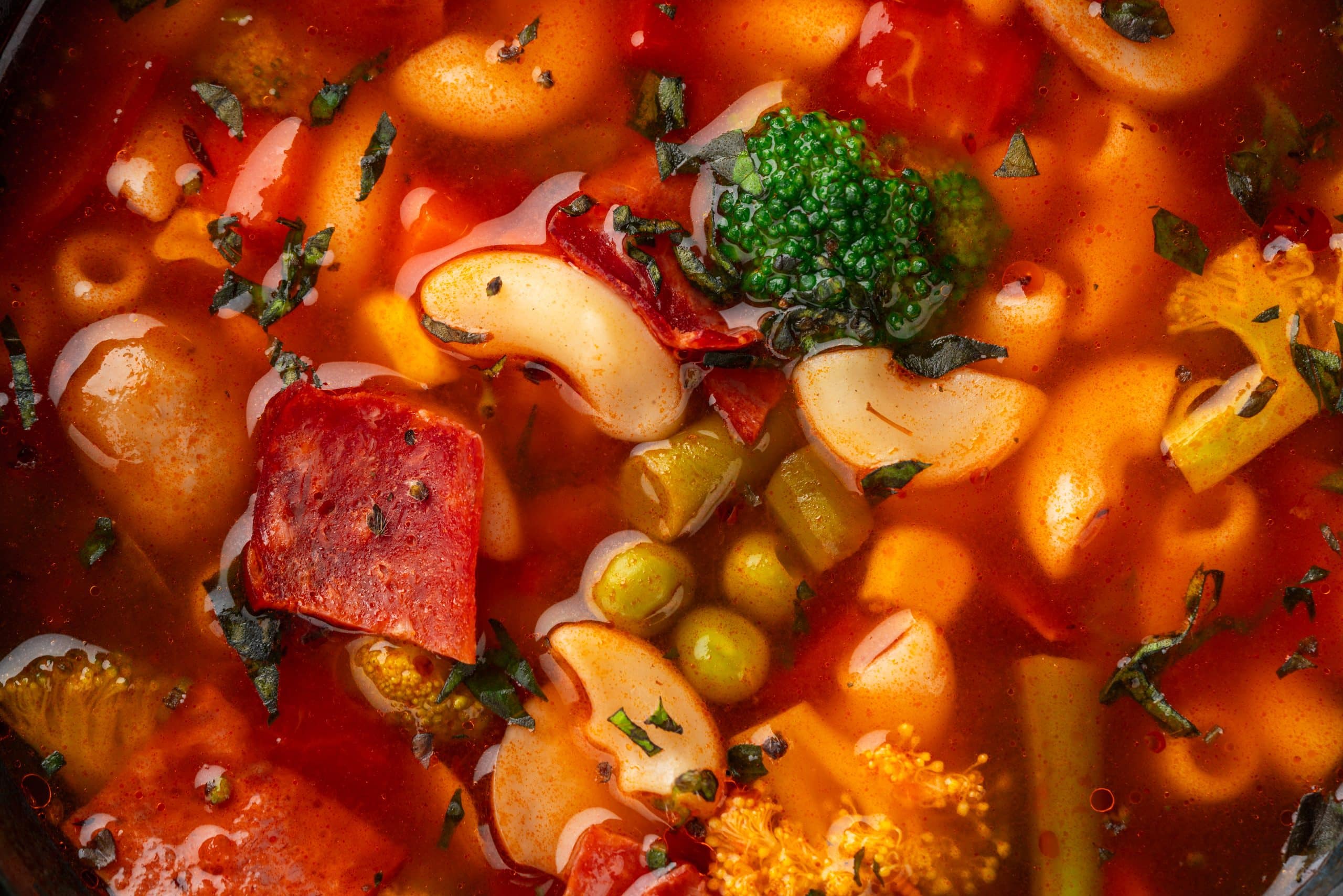 minestrone-soup-with-pasta-vegetables-and-sausage